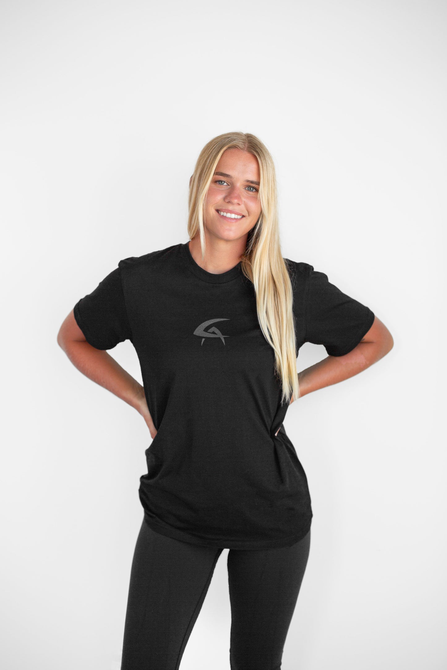 Clutch Black Tee - Soft - Unisex